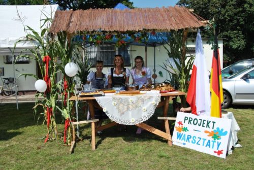 zdjęcie z projektu pn. "Polsko-niemieckie warsztaty artystyczno-muzyczne 2016” w Mirosławcu